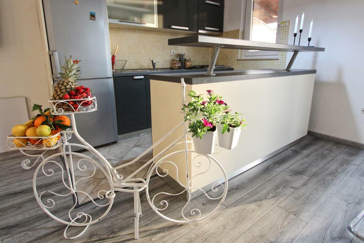 Apartment פודסטראנה מראה חיצוני תמונה
